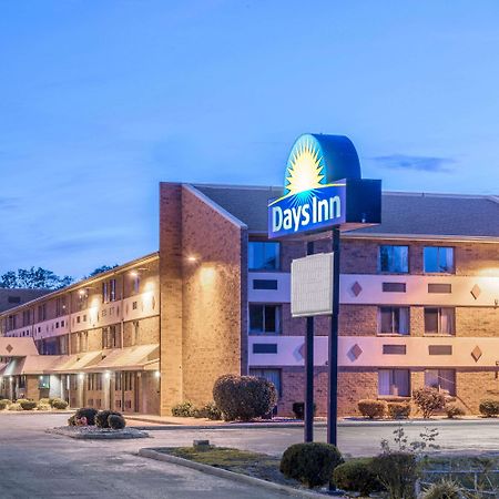 Days Inn By Wyndham Hurstbourne Louisville Exteriör bild
