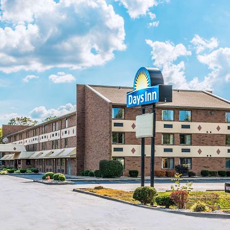 Days Inn By Wyndham Hurstbourne Louisville Exteriör bild